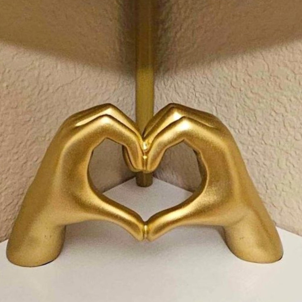 Meet your Posher, យាយា